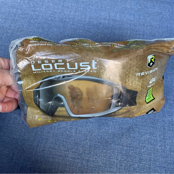 Revision desert Locust Military Goggle System Foliage Green New - Picture 1 of 7
